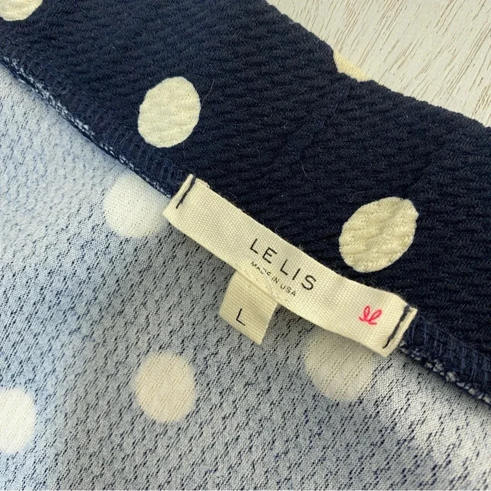 Le Lis very good